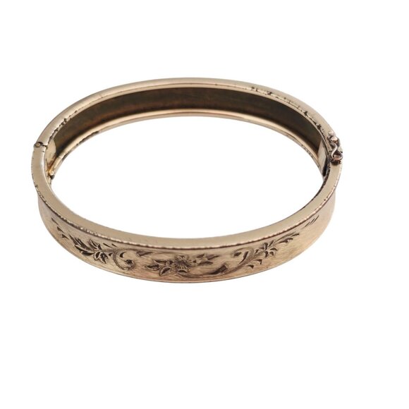 Vintage Signed Carl ART 1/20 12KT Gold Filled Embossed Bangle Bracelet (GFBWC-4) - Picture 5 of 6